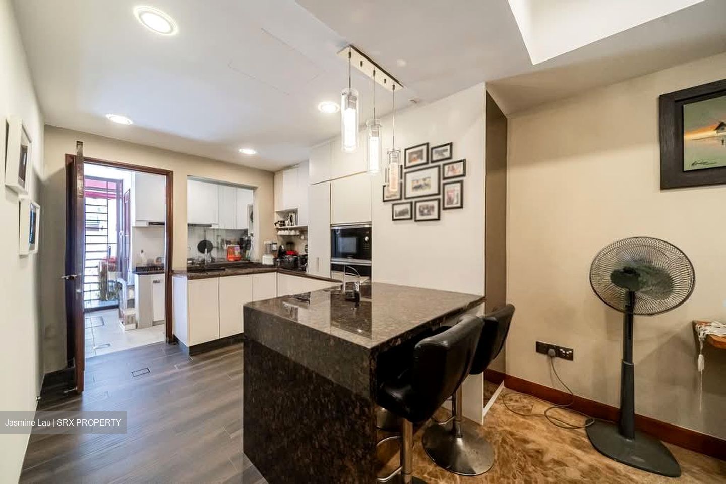 Park Villas (D19), Terrace #558322251